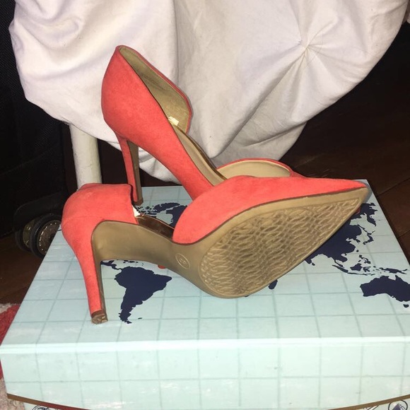 Peach pointy toe pump - Picture 4 of 4